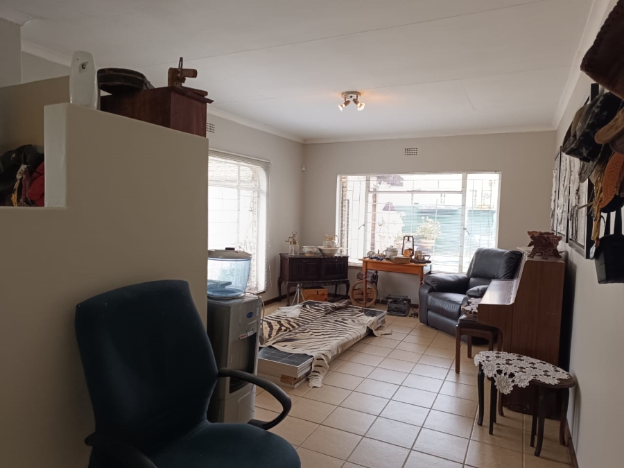 3 Bedroom Property for Sale in Helikonpark Gauteng