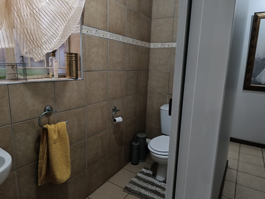 3 Bedroom Property for Sale in Helikonpark Gauteng