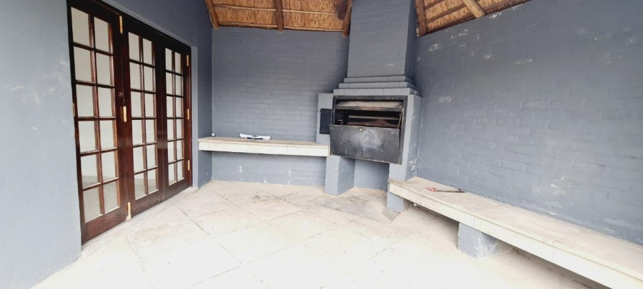 4 Bedroom Property for Sale in Eike Park Gauteng