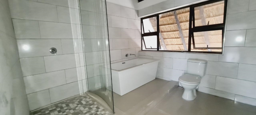 4 Bedroom Property for Sale in Eike Park Gauteng