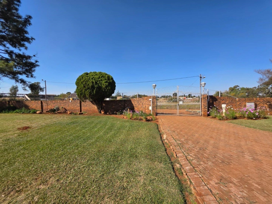 4 Bedroom Property for Sale in Randfontein South Gauteng