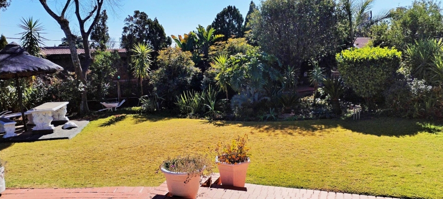 4 Bedroom Property for Sale in Rant En Dal Gauteng