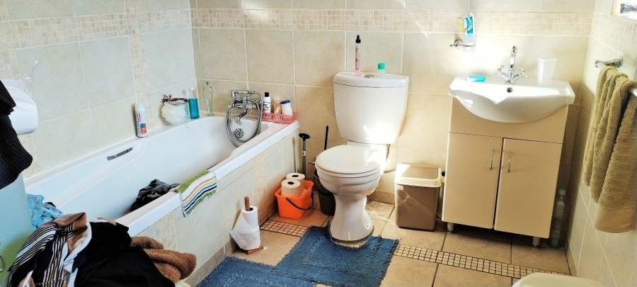 3 Bedroom Property for Sale in Rant En Dal Gauteng