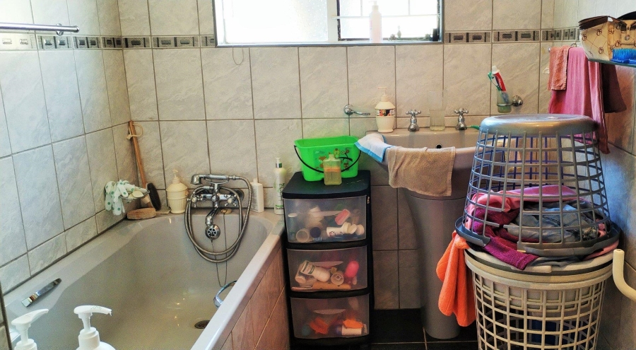 3 Bedroom Property for Sale in Rant En Dal Gauteng