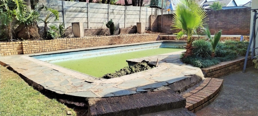 3 Bedroom Property for Sale in Rant En Dal Gauteng