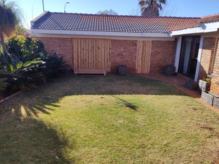 3 Bedroom Property for Sale in Randpoort Gauteng