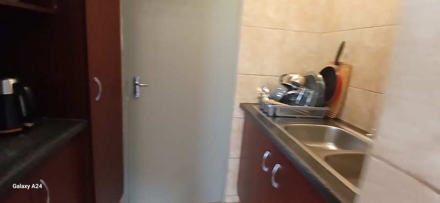 2 Bedroom Property for Sale in Eike Park Gauteng