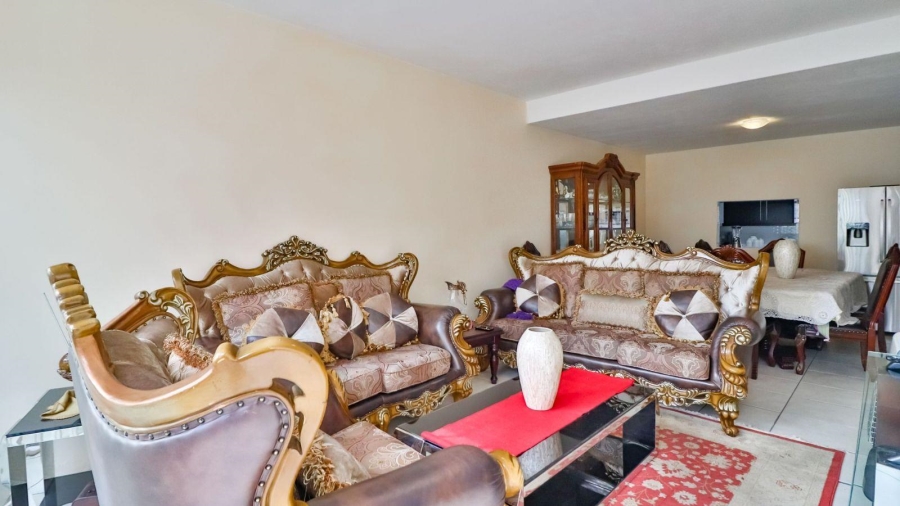 3 Bedroom Property for Sale in Highlands North Gauteng