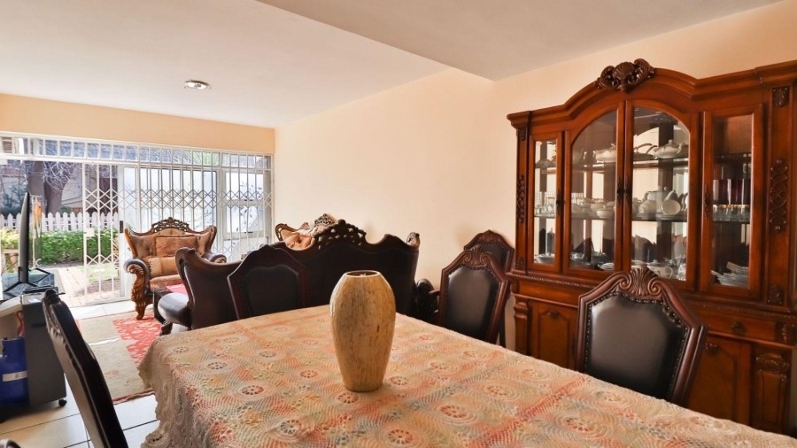 3 Bedroom Property for Sale in Highlands North Gauteng