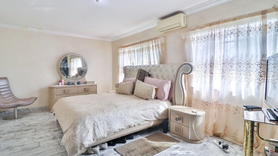 3 Bedroom Property for Sale in Highlands North Gauteng