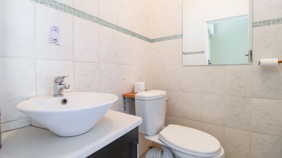 3 Bedroom Property for Sale in Highlands North Gauteng