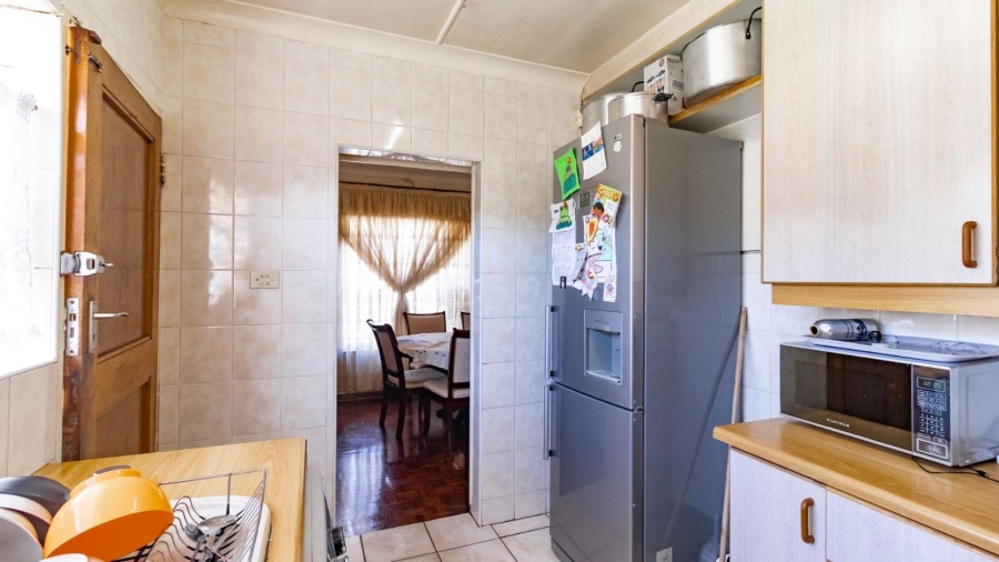 3 Bedroom Property for Sale in Edenvale Central Gauteng