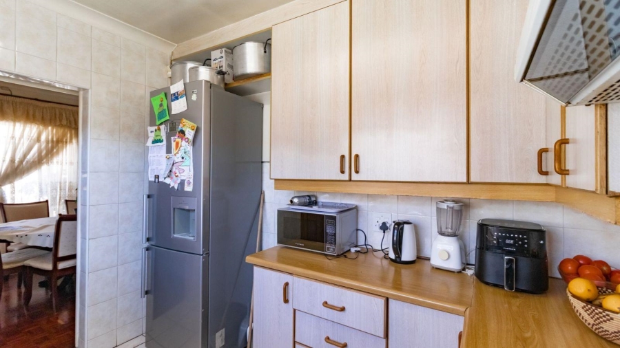 3 Bedroom Property for Sale in Edenvale Central Gauteng