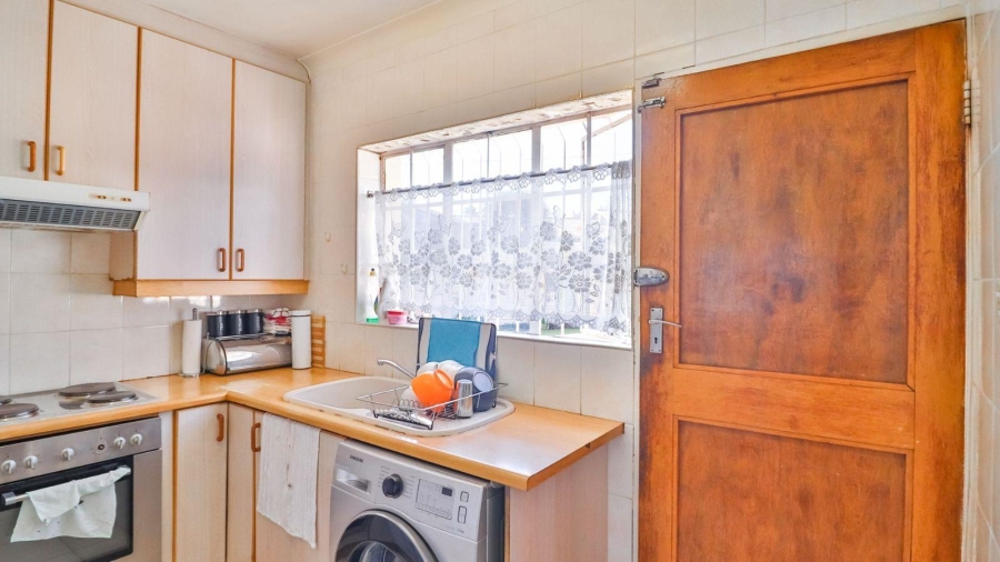 3 Bedroom Property for Sale in Edenvale Central Gauteng