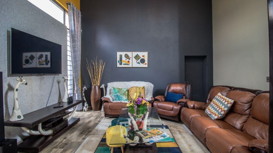 3 Bedroom Property for Sale in Denneoord Gauteng