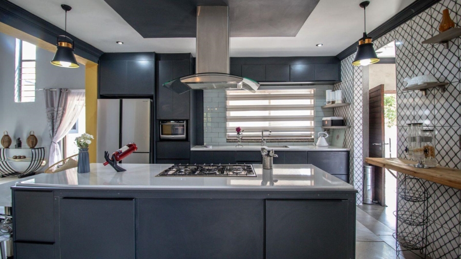 3 Bedroom Property for Sale in Denneoord Gauteng