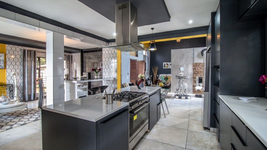 3 Bedroom Property for Sale in Denneoord Gauteng