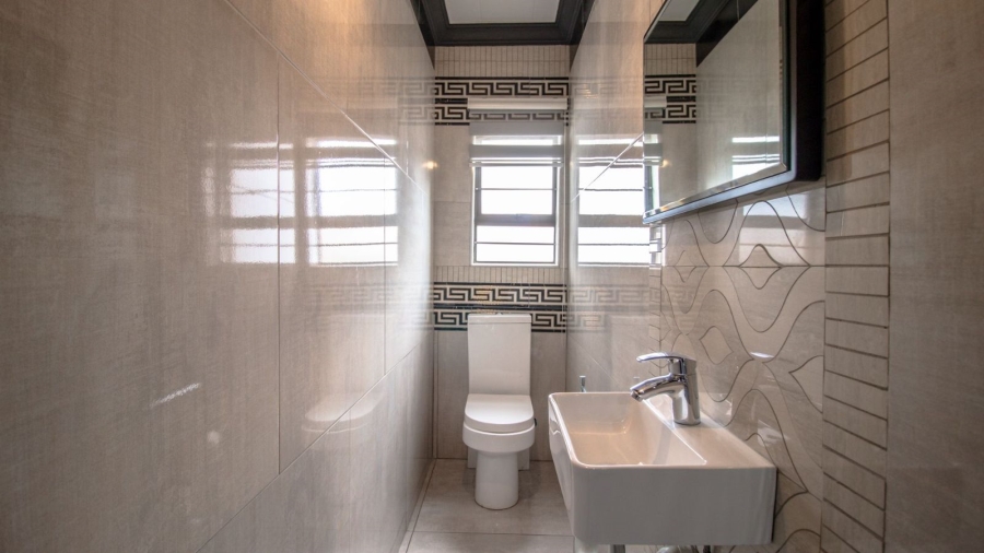 3 Bedroom Property for Sale in Denneoord Gauteng