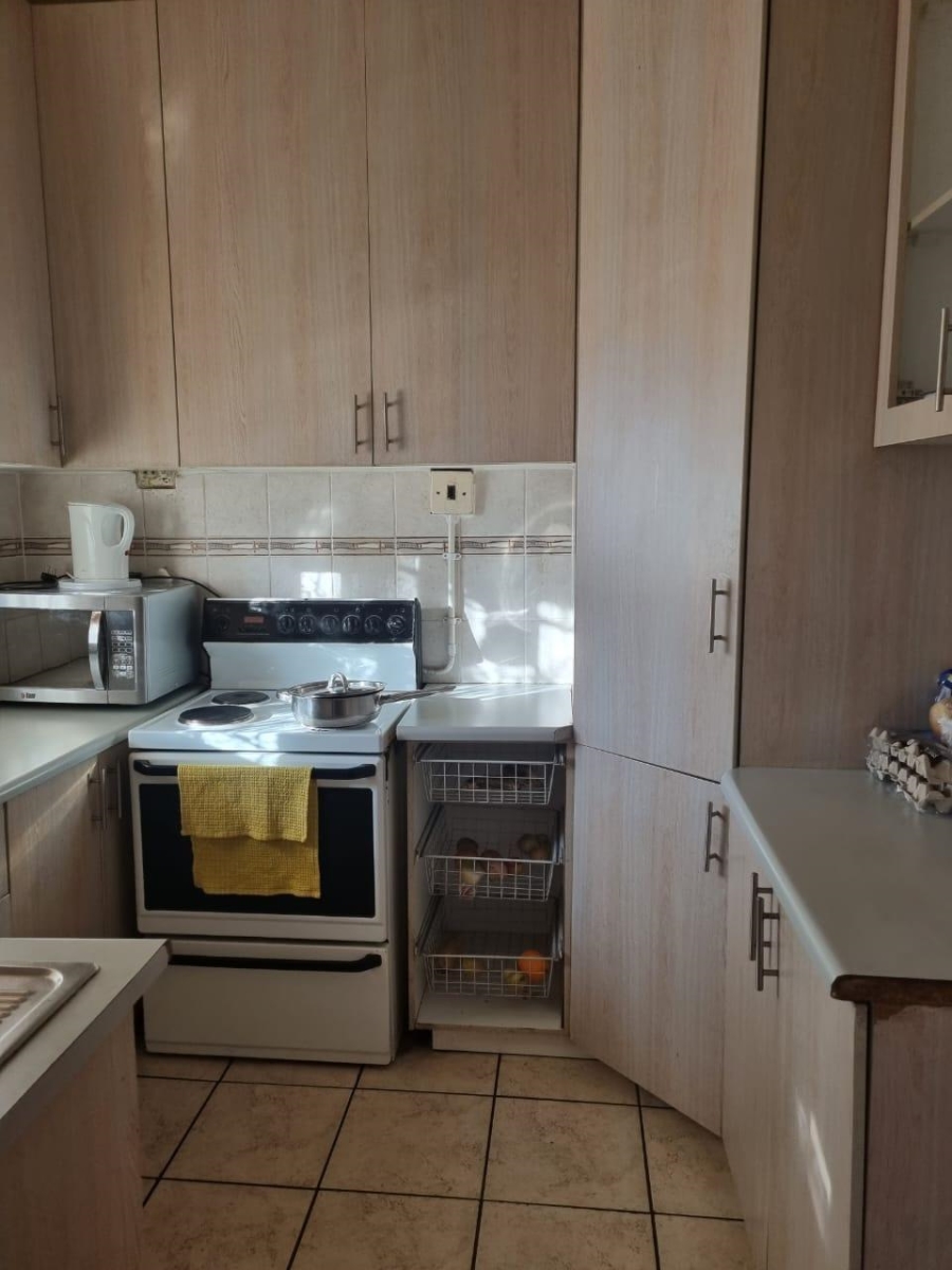 1 Bedroom Property for Sale in Benoni Central Gauteng