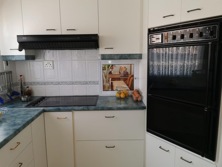 3 Bedroom Property for Sale in Symhurst Gauteng
