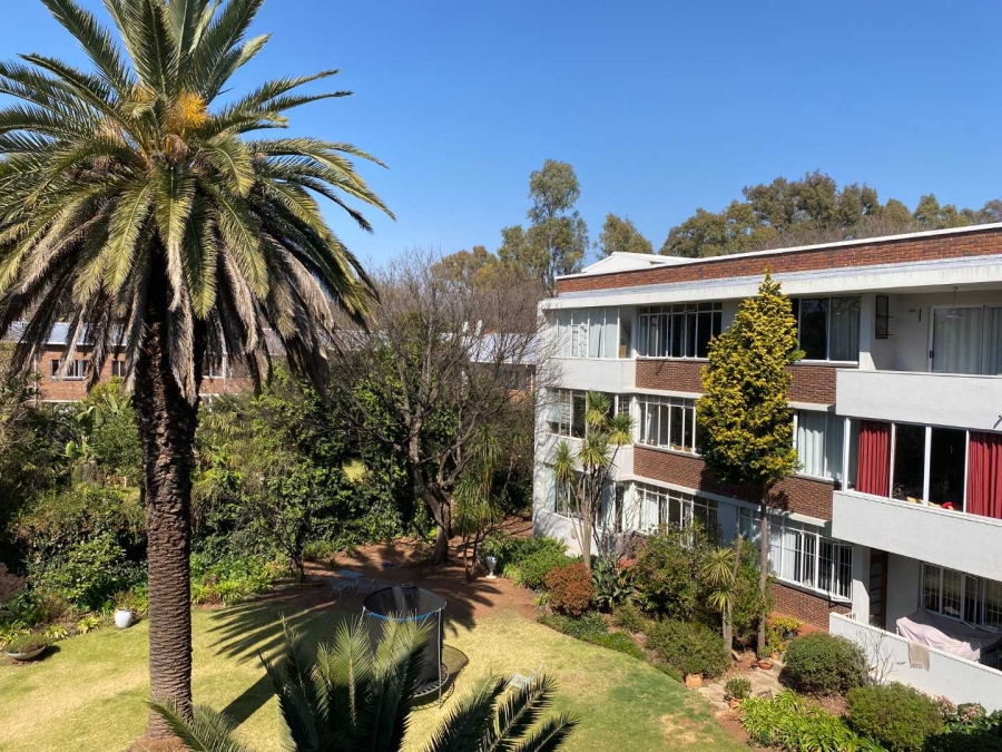 To Let 2 Bedroom Property for Rent in Illovo Gauteng