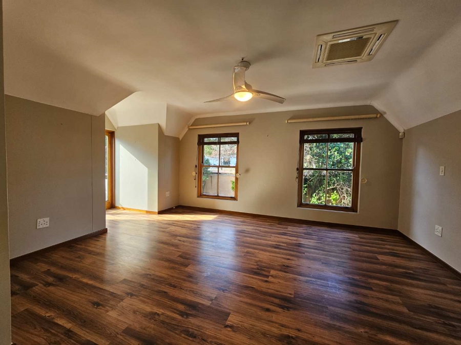 To Let 4 Bedroom Property for Rent in Bryanston Gauteng