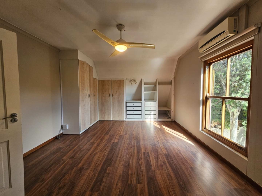 To Let 4 Bedroom Property for Rent in Bryanston Gauteng