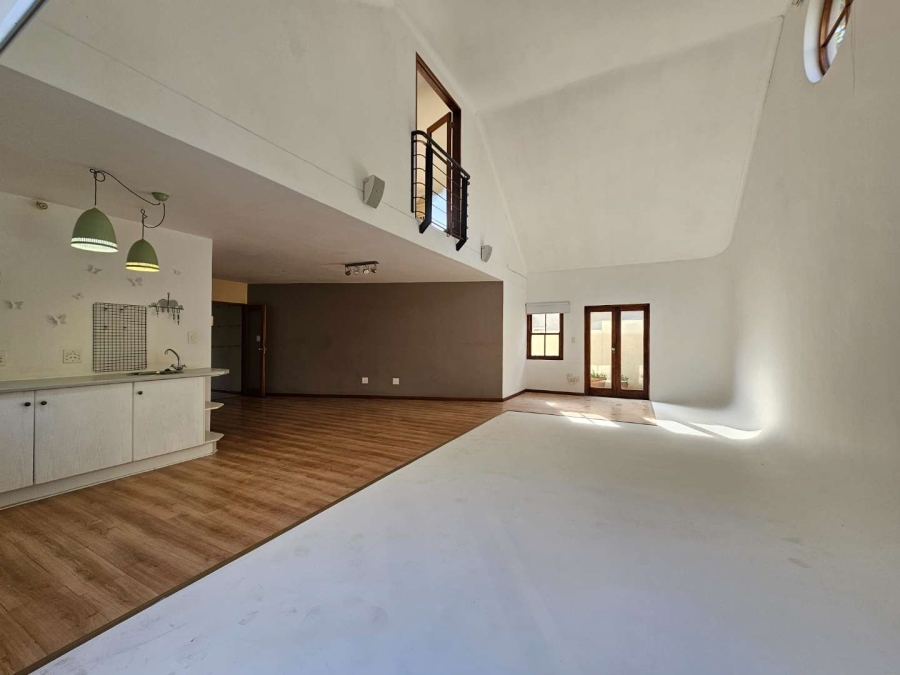 To Let 4 Bedroom Property for Rent in Bryanston Gauteng