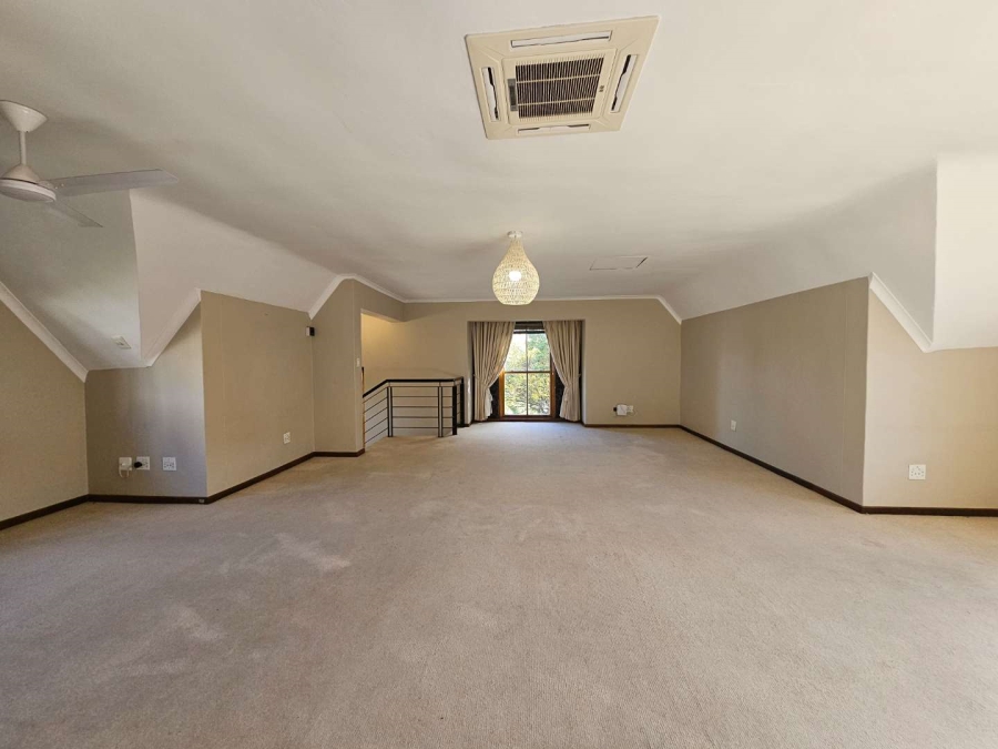 To Let 4 Bedroom Property for Rent in Bryanston Gauteng