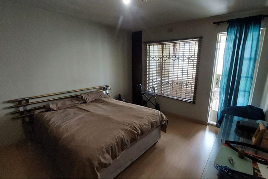 2 Bedroom Property for Sale in Mulbarton Gauteng