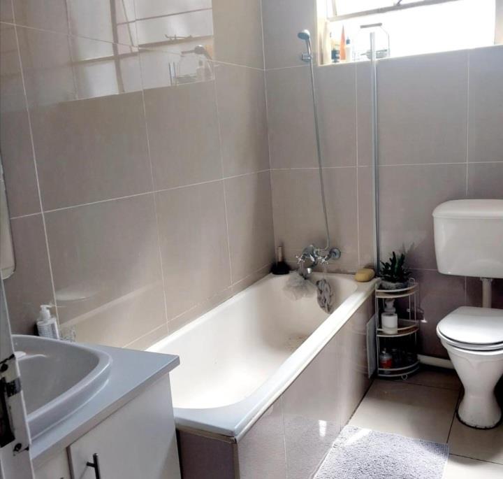 To Let 3 Bedroom Property for Rent in Sandton Central Gauteng