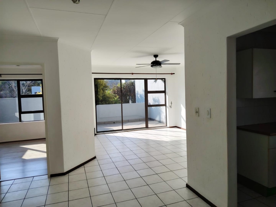 To Let 2 Bedroom Property for Rent in Lakefield Gauteng