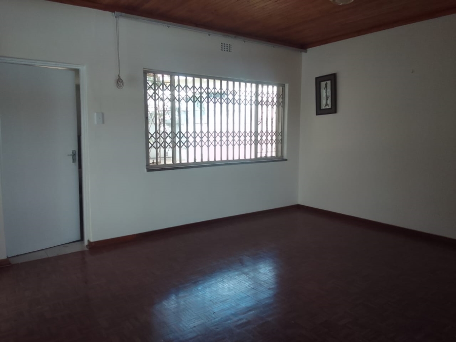 To Let 1 Bedroom Property for Rent in Mondeor Gauteng
