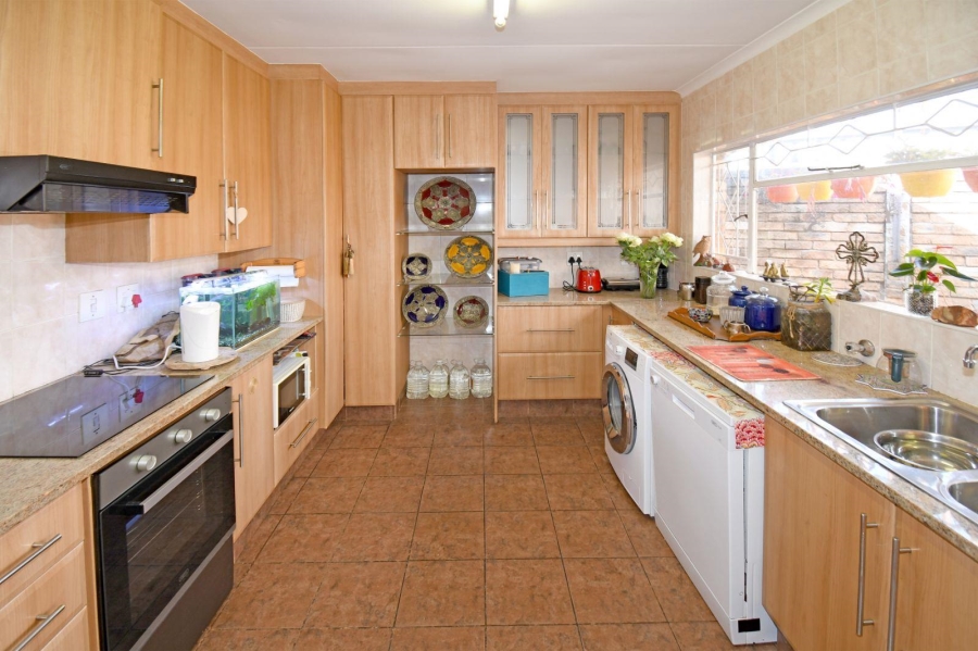 2 Bedroom Property for Sale in Klopperpark Gauteng
