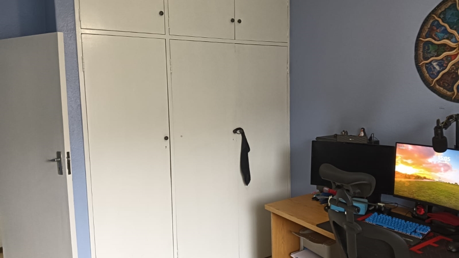 3 Bedroom Property for Sale in Edleen Gauteng
