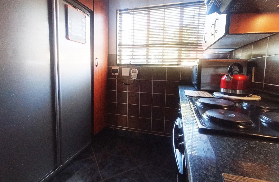 2 Bedroom Property for Sale in Lyndhurst Gauteng