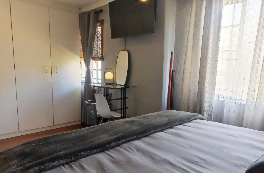 2 Bedroom Property for Sale in Lyndhurst Gauteng