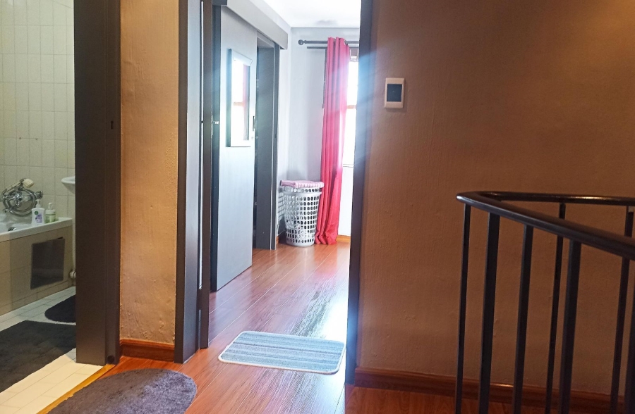 2 Bedroom Property for Sale in Lyndhurst Gauteng
