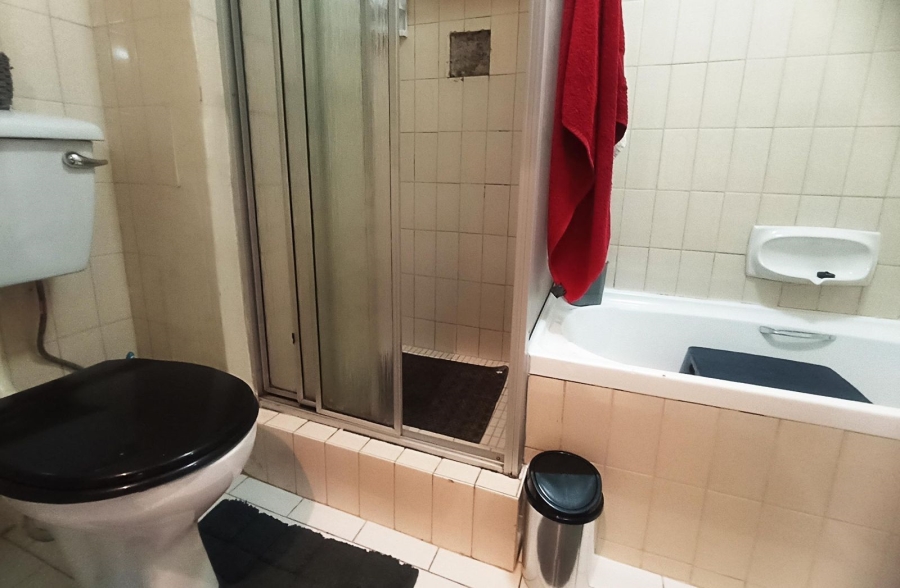 2 Bedroom Property for Sale in Lyndhurst Gauteng