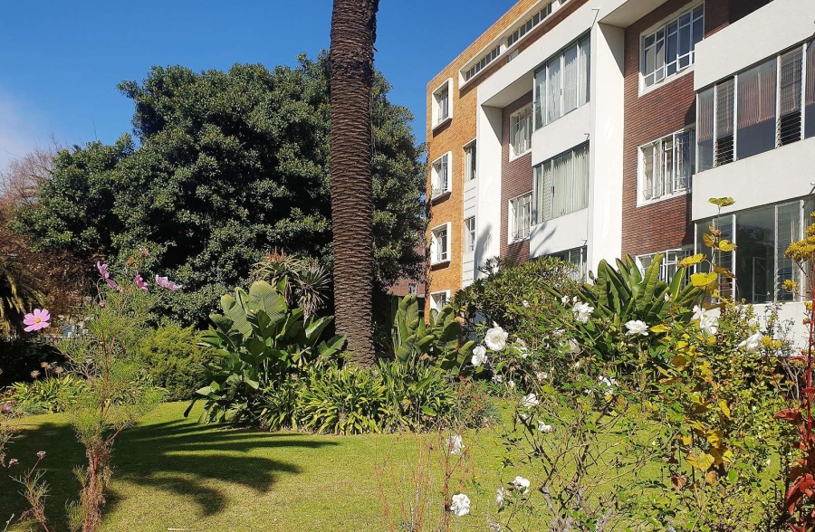 1 Bedroom Property for Sale in Norwood Gauteng