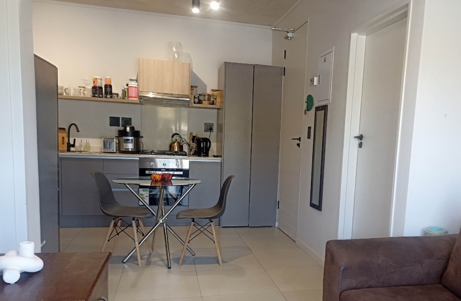 2 Bedroom Property for Sale in Waverley Gauteng
