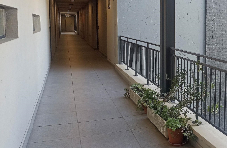 2 Bedroom Property for Sale in Waverley Gauteng
