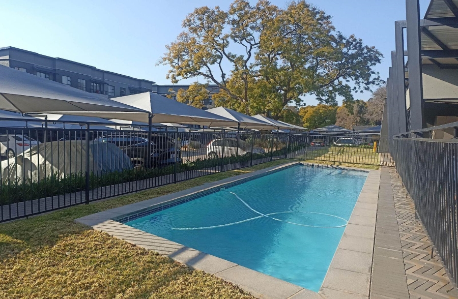 2 Bedroom Property for Sale in Waverley Gauteng