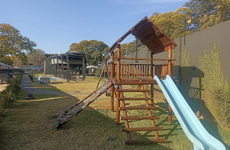 2 Bedroom Property for Sale in Waverley Gauteng