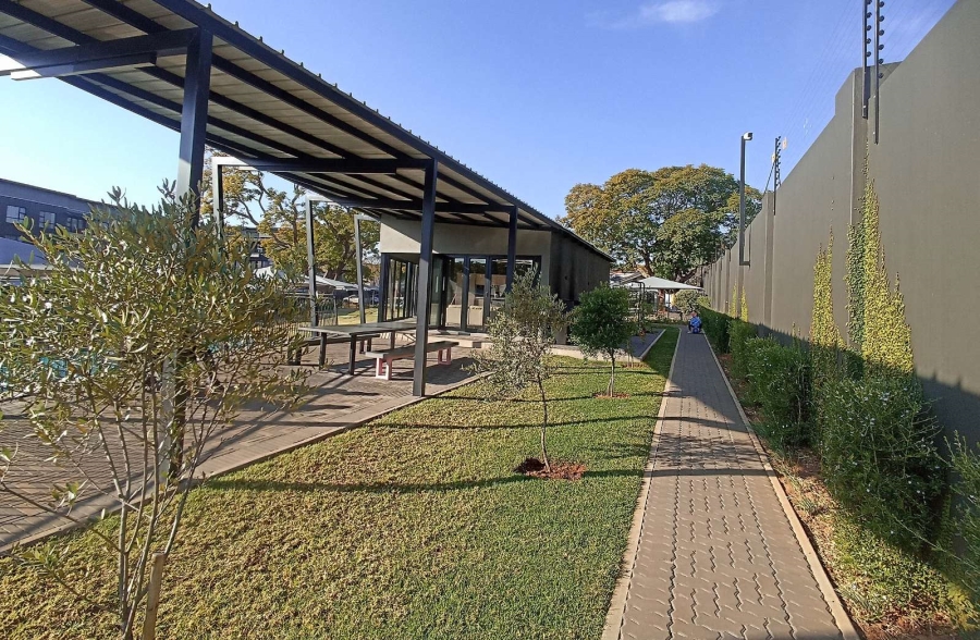 2 Bedroom Property for Sale in Waverley Gauteng