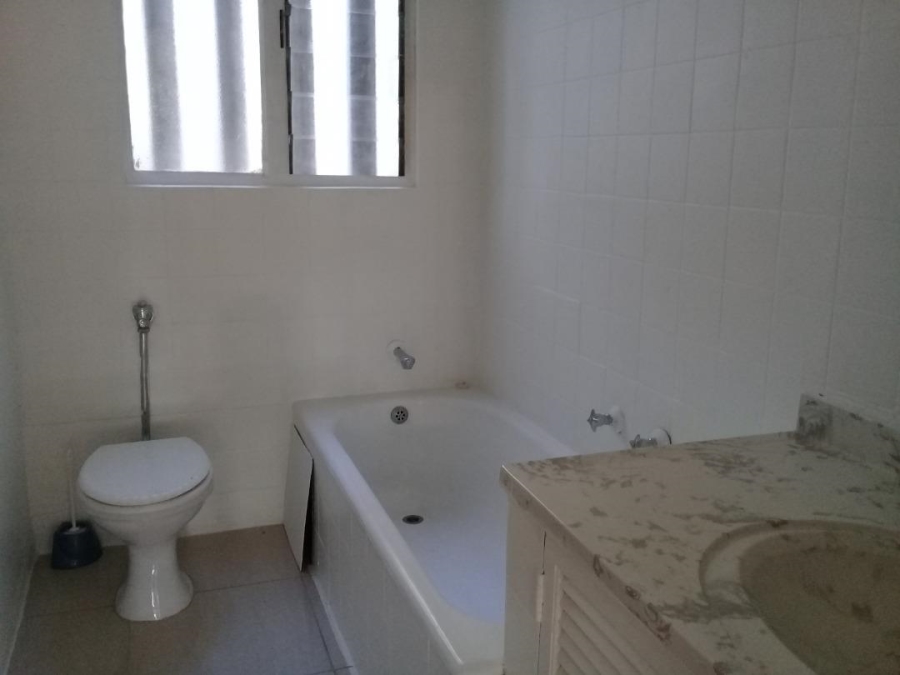 2 Bedroom Property for Sale in Bramley Park Gauteng