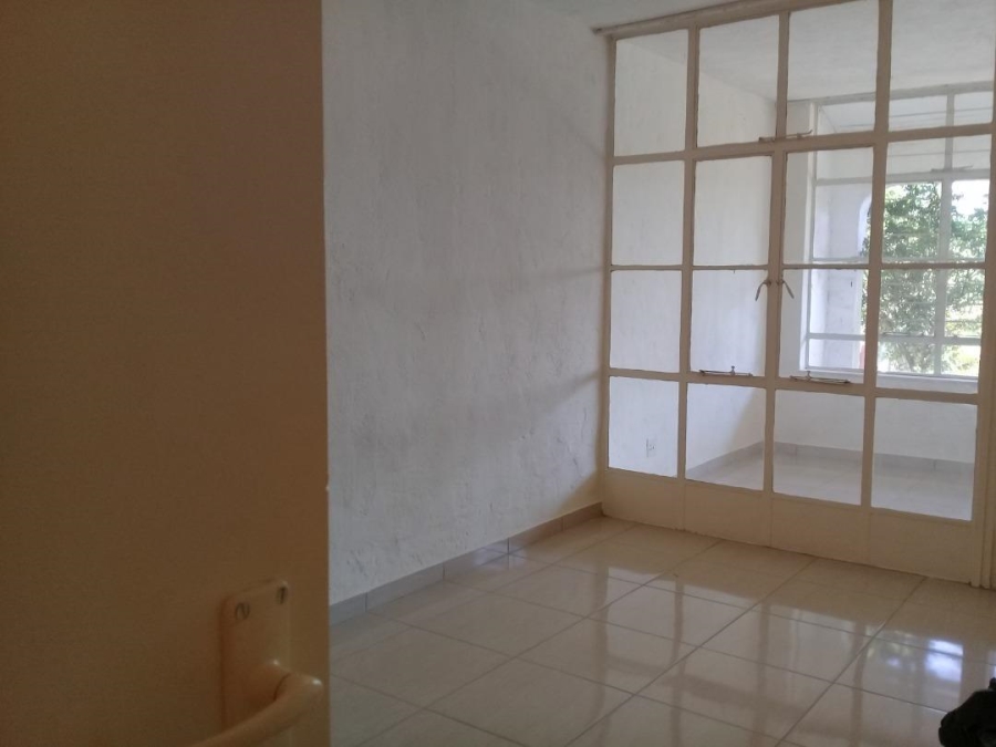 2 Bedroom Property for Sale in Bramley Park Gauteng