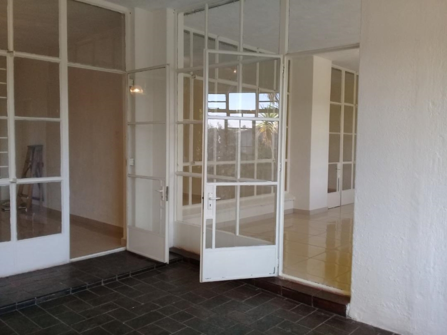 2 Bedroom Property for Sale in Bramley Park Gauteng