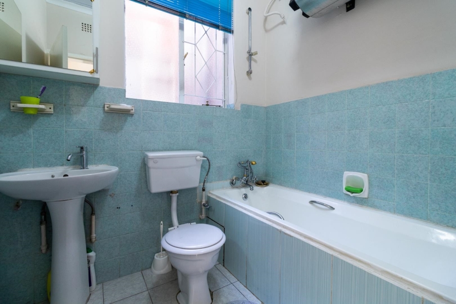 1 Bedroom Property for Sale in Kew Gauteng