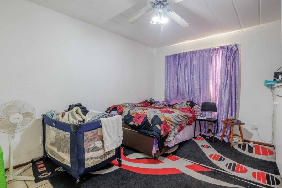 2 Bedroom Property for Sale in Kew Gauteng